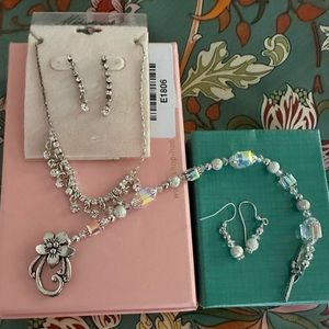 New NEVER worn!!!  Swarovski crystals NICE